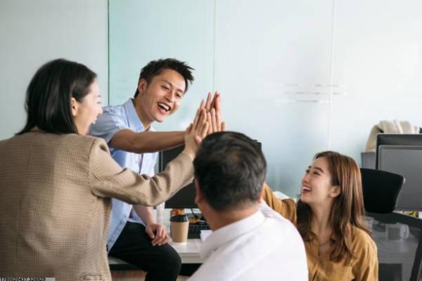 女孩适合学习哪些体育项目？(图1)